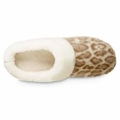 Isotoner Signature Women's Memory Foam Comfort Hoodback Slippers -Michaelkors shop 22625363 fpx