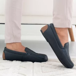 Isotoner Signature Women's Recycled Faux Leather Vivienne Moc Slippers 10 Isotoner Signature Women's Recycled Faux Leather Vivienne Moc Slippers -Michaelkors shop 23220653 fpx