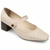 Journee Signature Women's Ellsy Low Heel