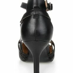 Journee Signature Women's Vallerie Pump -Michaelkors shop 23417308 fpx